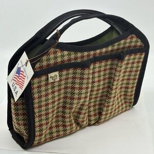 New with tags! The Plaid Doctrine Purse Organizer